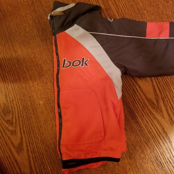 Kids Reebok Windbreaker - Picture 2 of 3